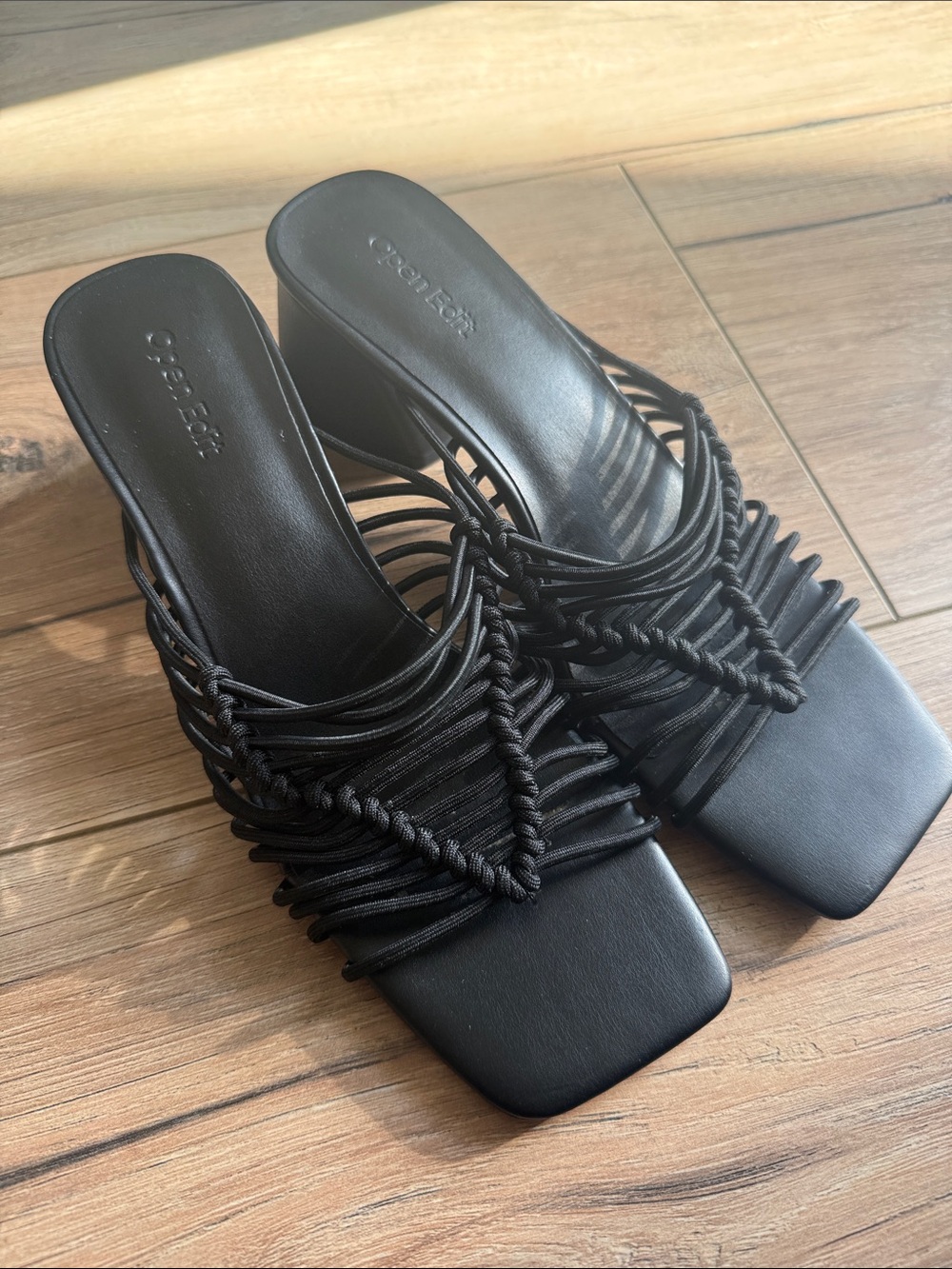 OPEN EDIT open toed Women's Black Strappy Block Heel Sandal 7.5 women